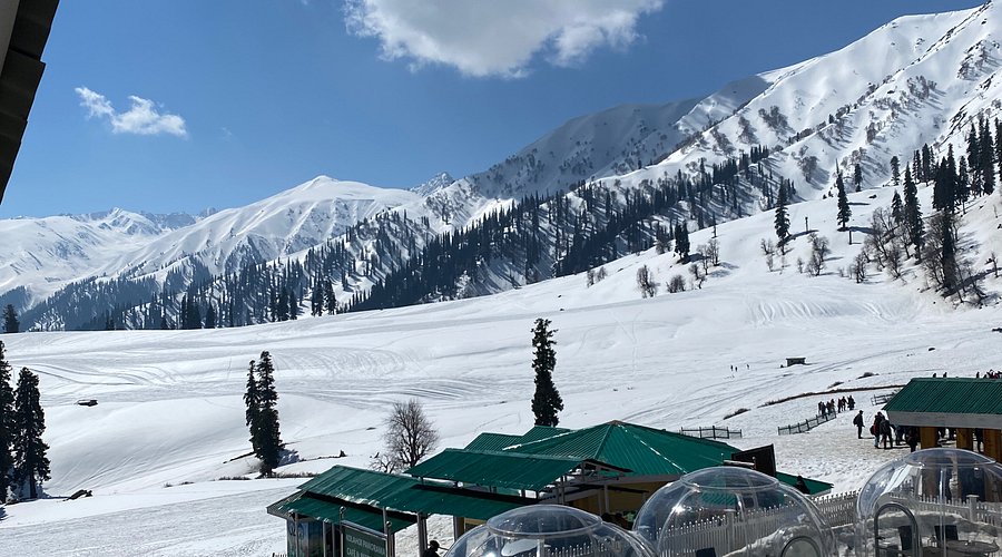 Discover-Hidden-Gems-of-Gulmarg-with-Kashmir-Tour-Packages