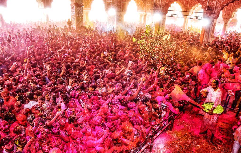 Celebrate Holi in Jaipur with Farepayer Travels